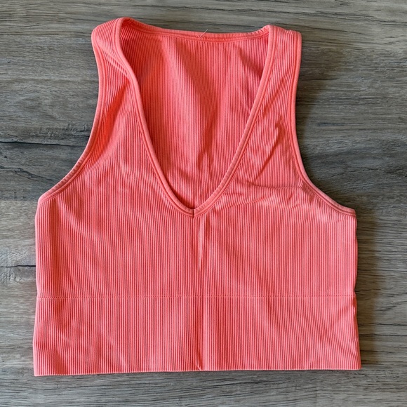 Athleta Coral Ribbed V-Neck Cropped Tank Top - Picture 1 of 1